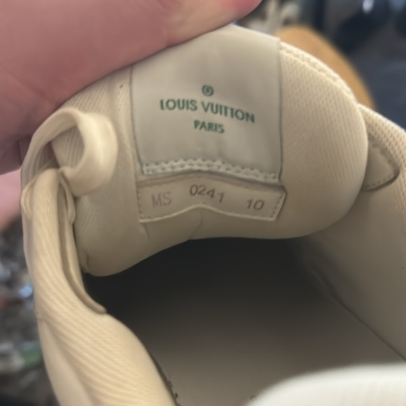 Louis Vuitton Men’s LV trainer sneaker - Picture 6 of 8